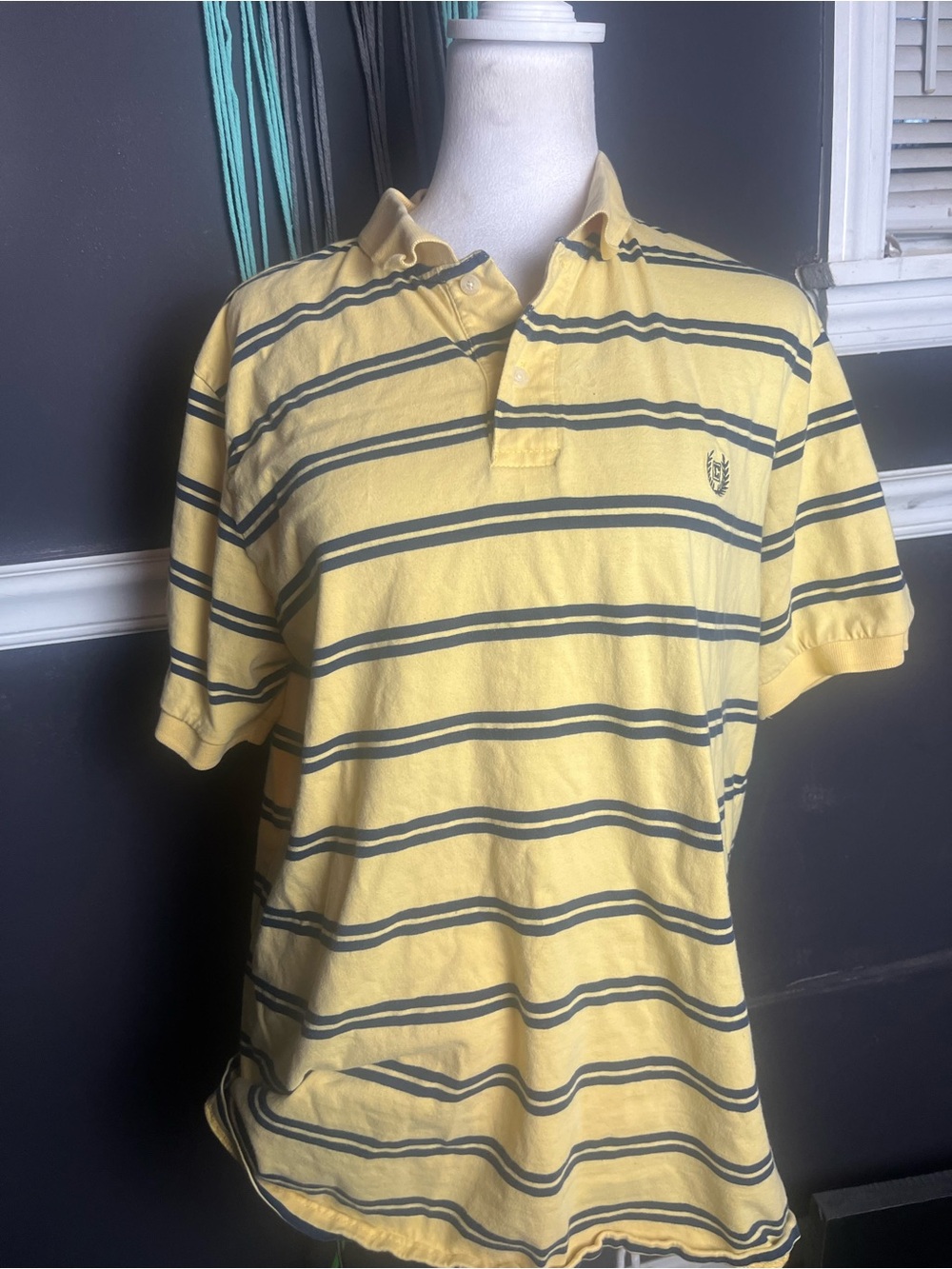 Men’s Chaps Polo Size Large Yellow and Navy Striped